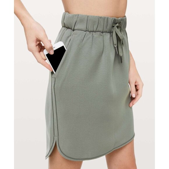 Lululemon On the Fly Skirt Grey Sage Size 6 | Tenniscore Activewear Athleisure - Picture 1 of 6